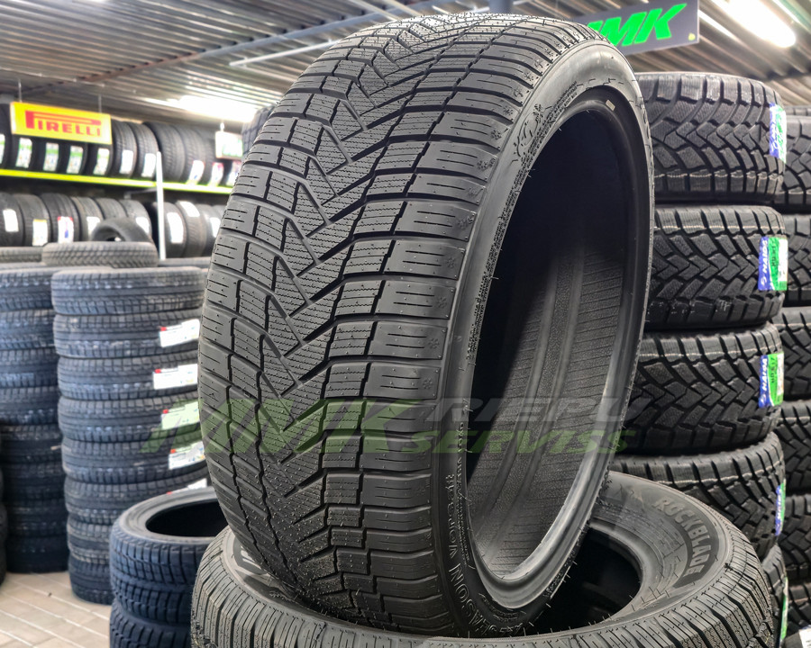 Sunny NC501 XL 235/60 R18 107V