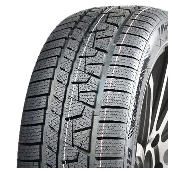 Aplus A702 XL 255/40 R18 99V
