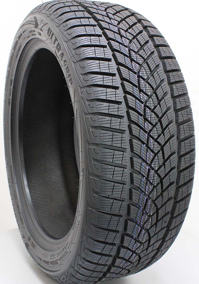 Шина Goodyear UltraGrip Performance G1 AO FP DOT2024 XL 265/40 R20 104V 265/40 R20