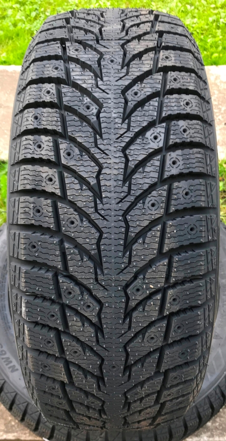 Sunny NW631 під шип 235/65 R17 104T