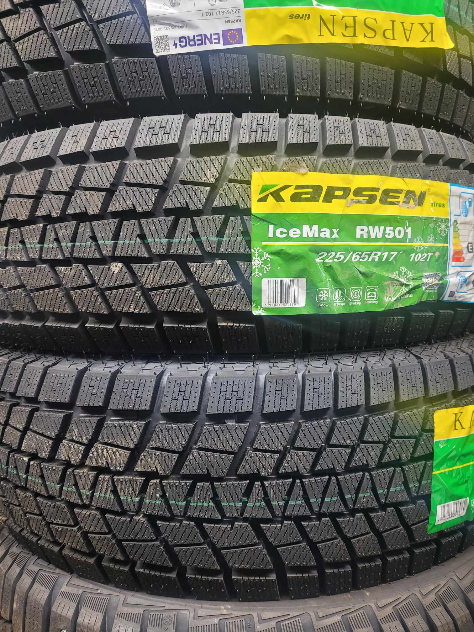 Kapsen RW501 235/65 R18 106T