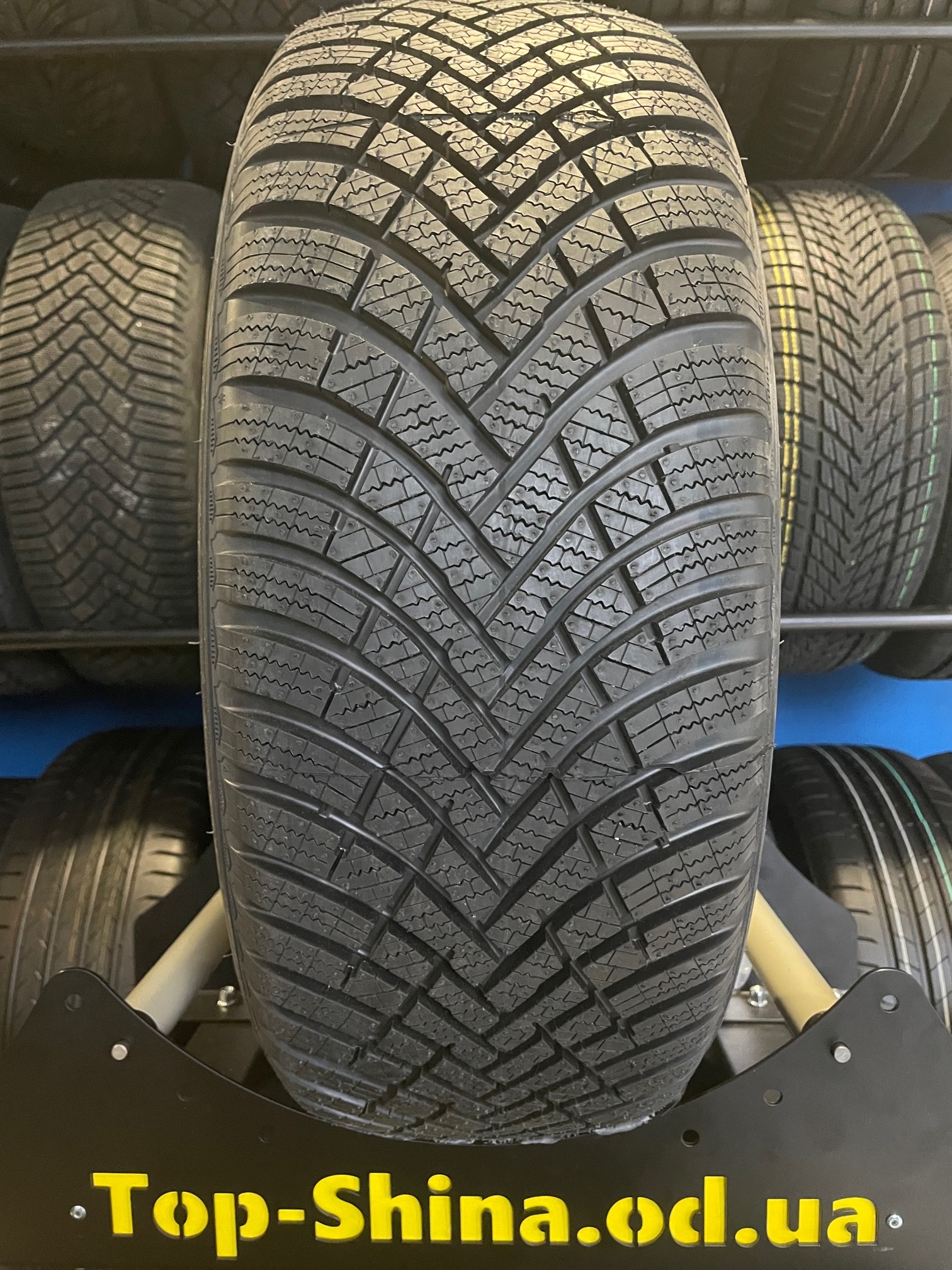 Hankook WiNter i*cept RS3 W462 (Hankook (вир-во Угорщина XL 195/60 R16 93H