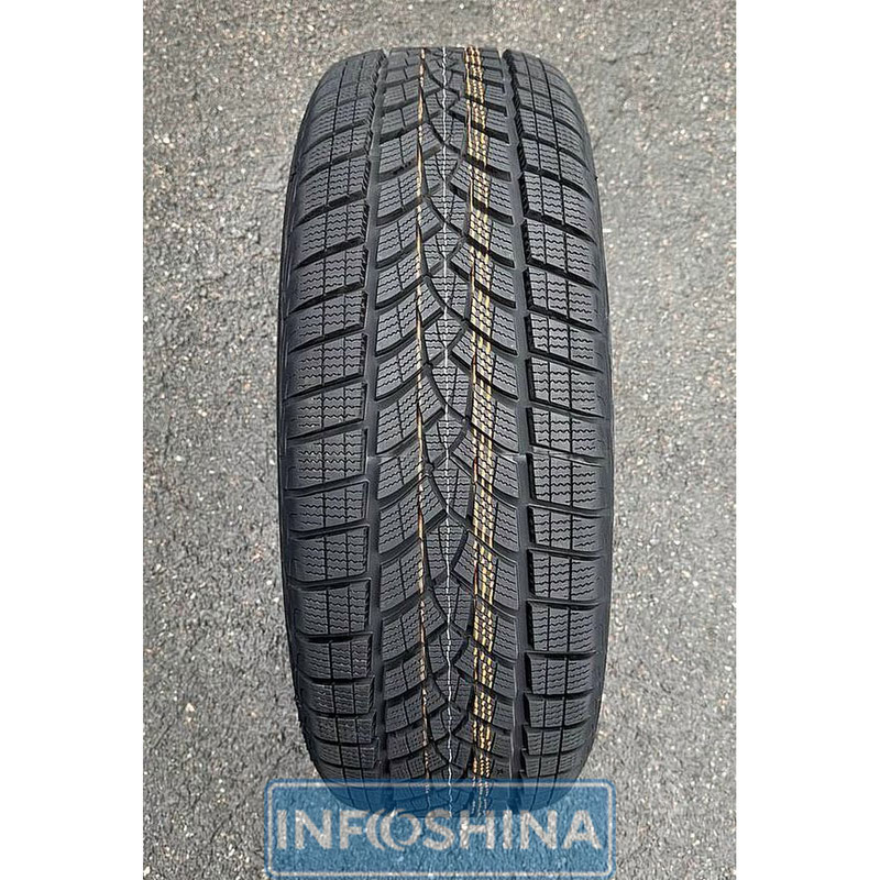 Goodyear UltraGrip Performance+ SUV XL 255/40 R21 102T
