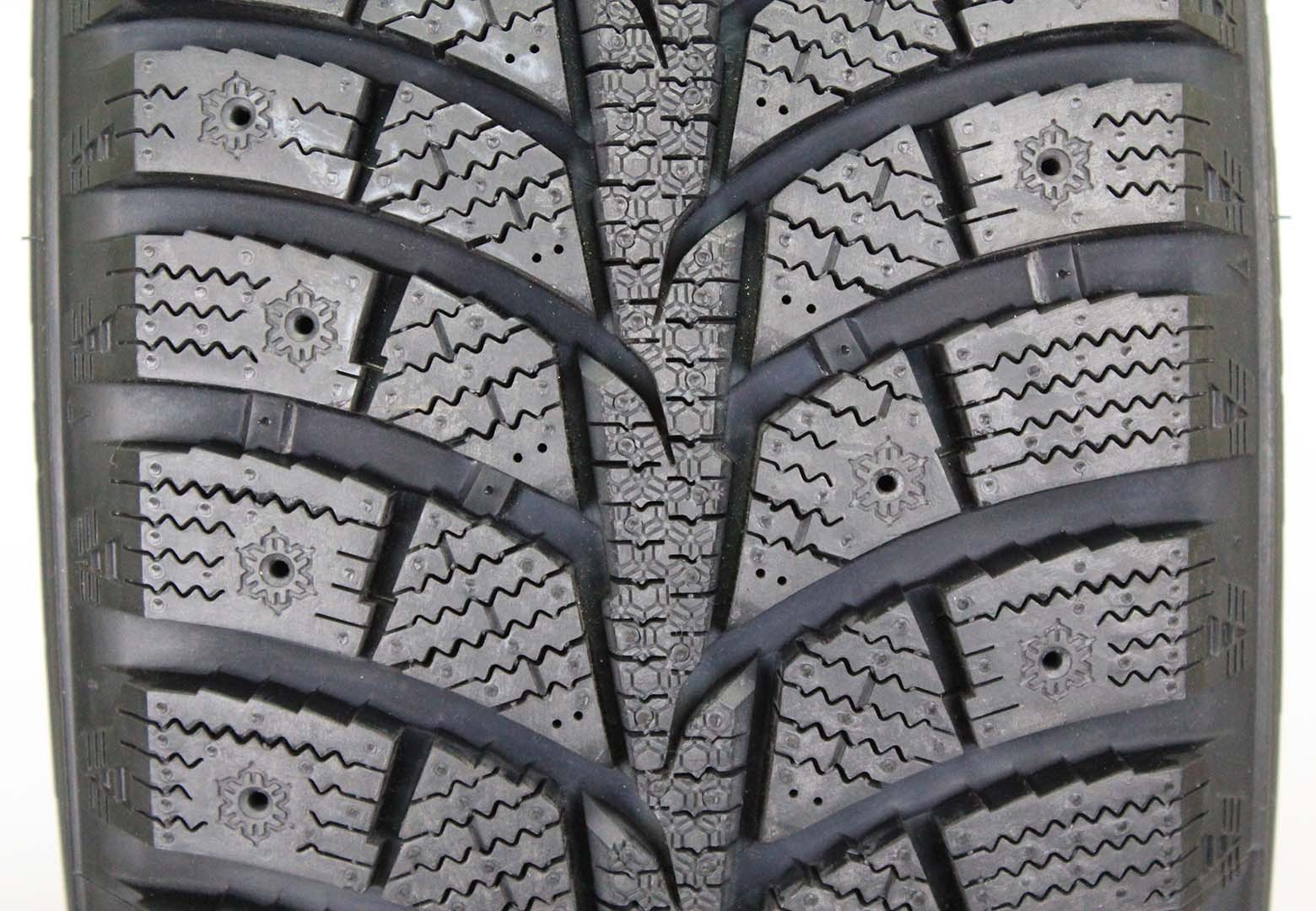 Laufenn LW71 під шип HU 175/65 R14 82T